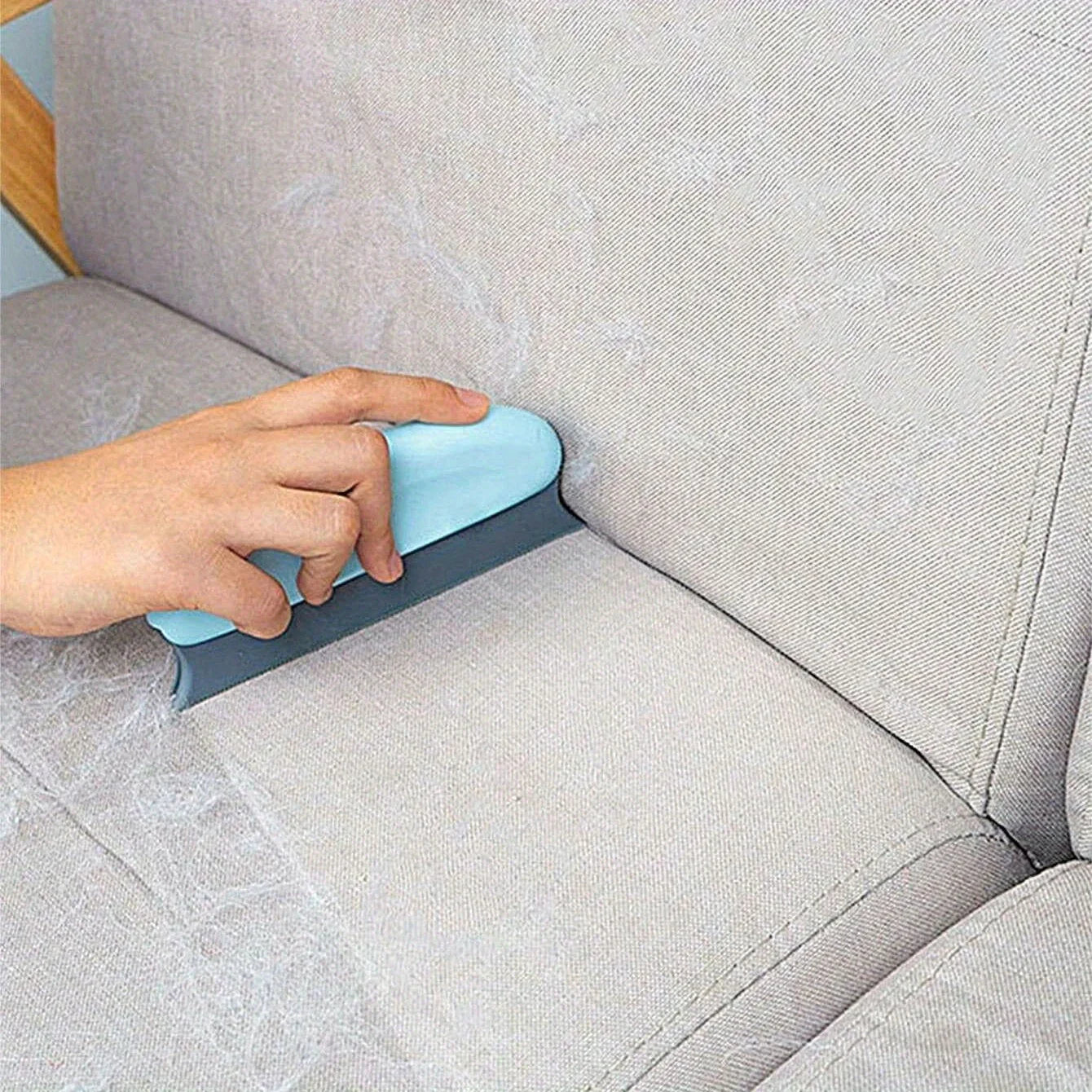 Effective Pet Hair Remover for Furniture & Textiles